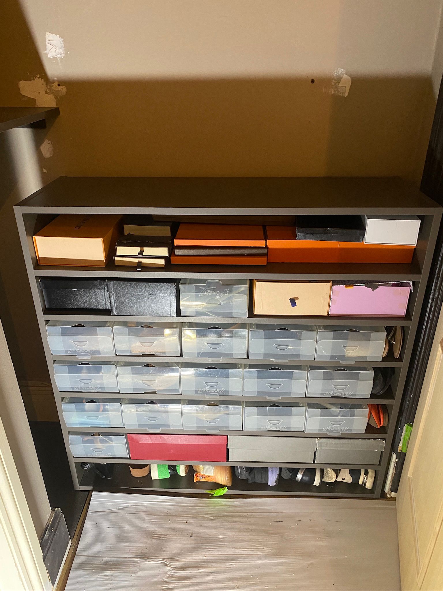 Bespoke Wardrobe & Storage Solutions in Uxbridge