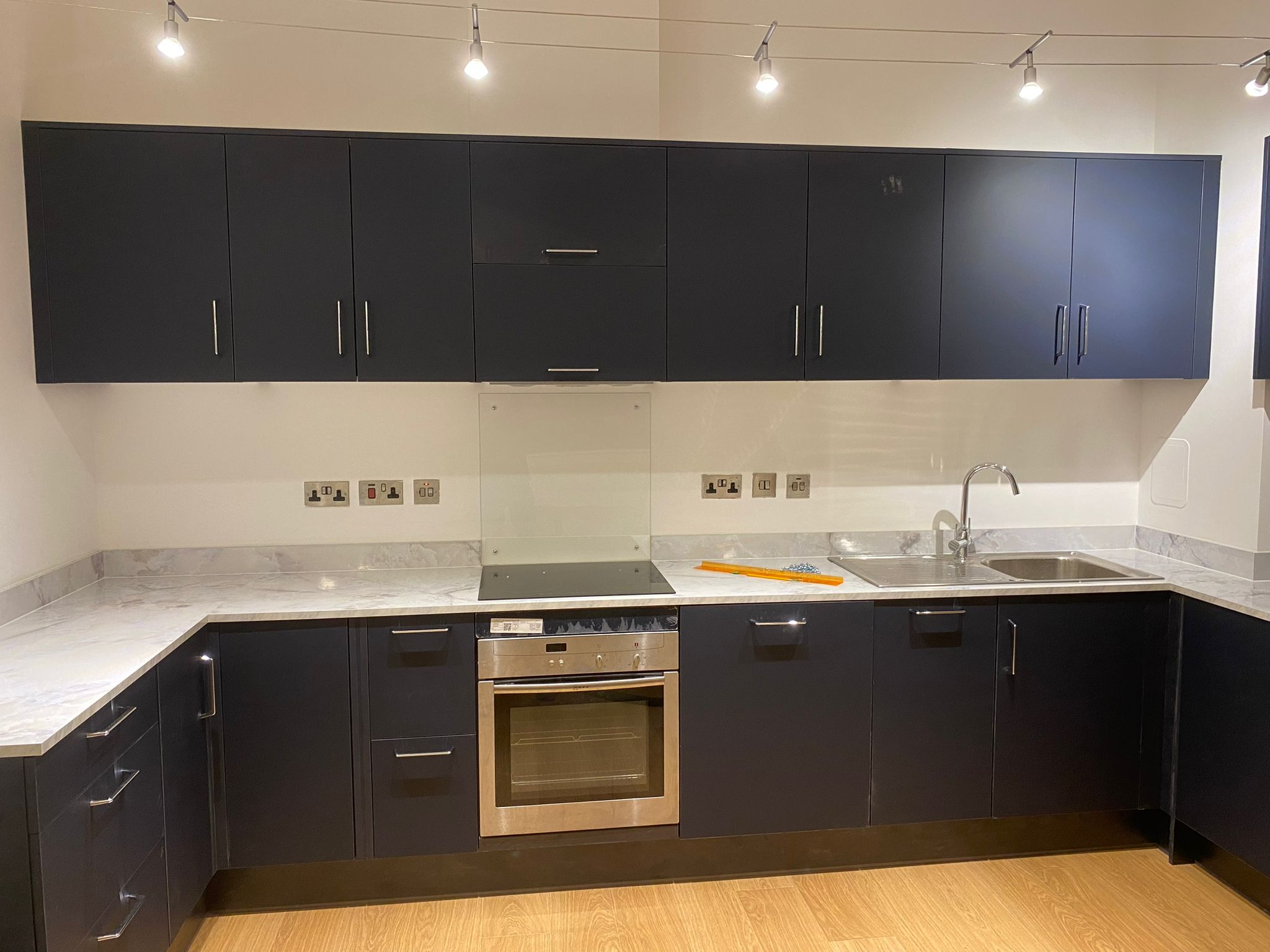 Custom Kitchen Design & Installation in Uxbridge