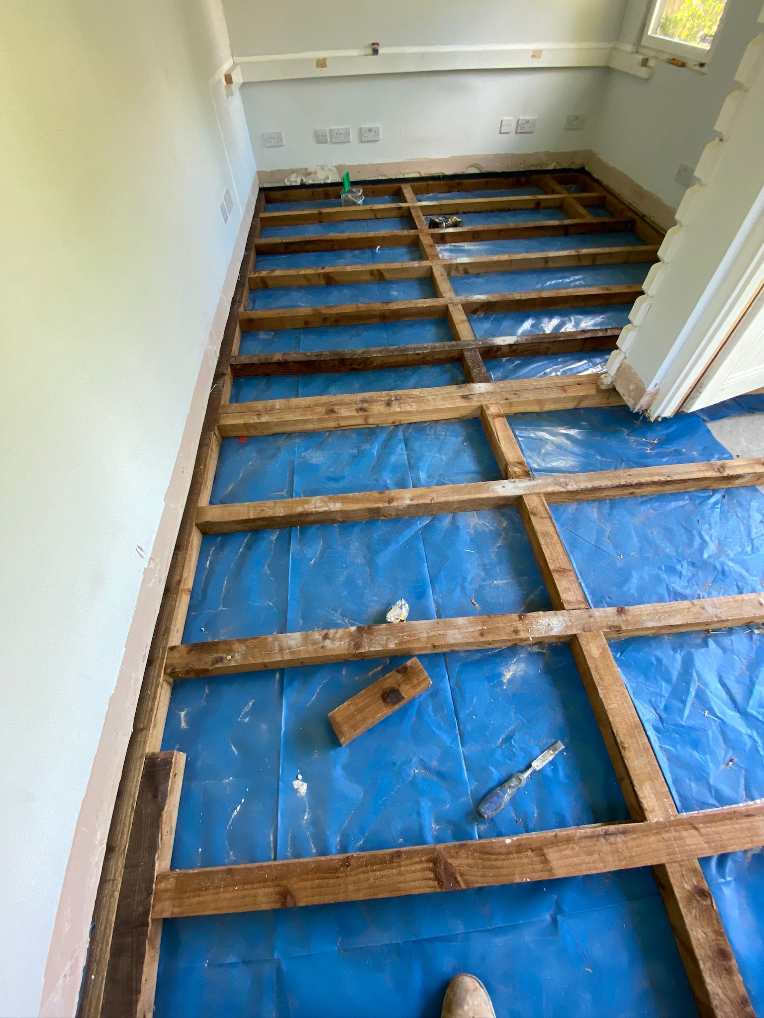 Expert Carpentry & Tiling Services in Uxbridge