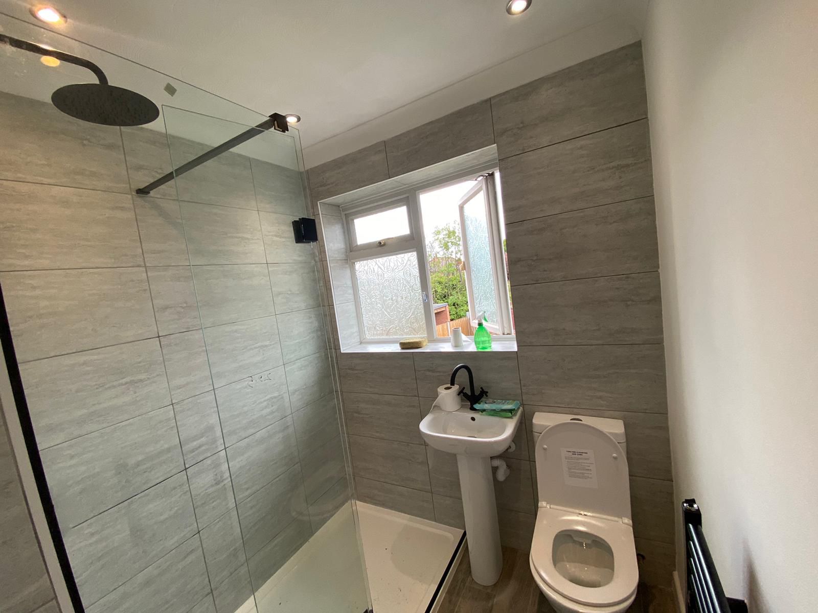 Luxury Bathroom Fitting & Renovation in Uxbridge