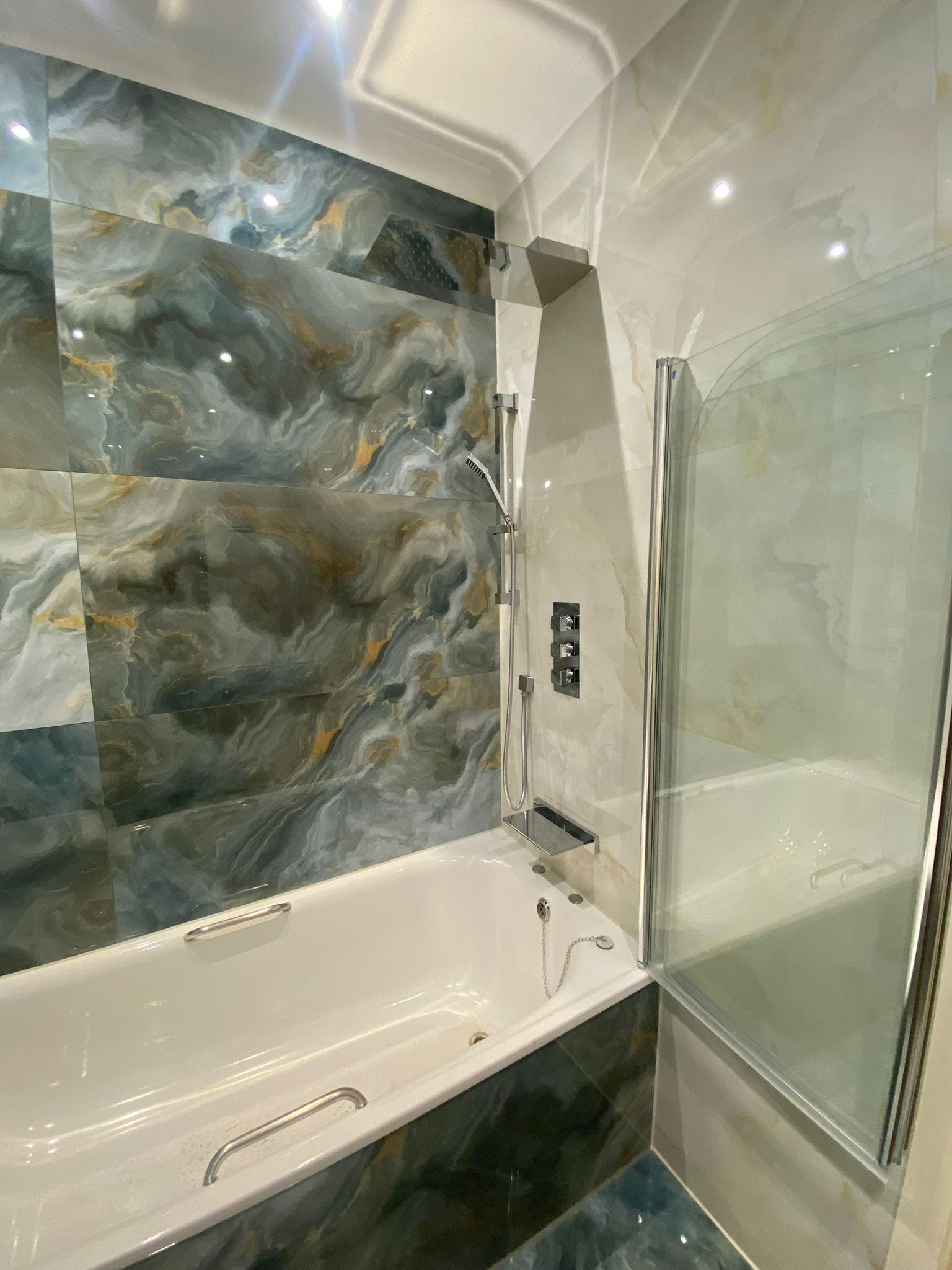 Luxury Bathroom Fitting & Renovation in Uxbridge