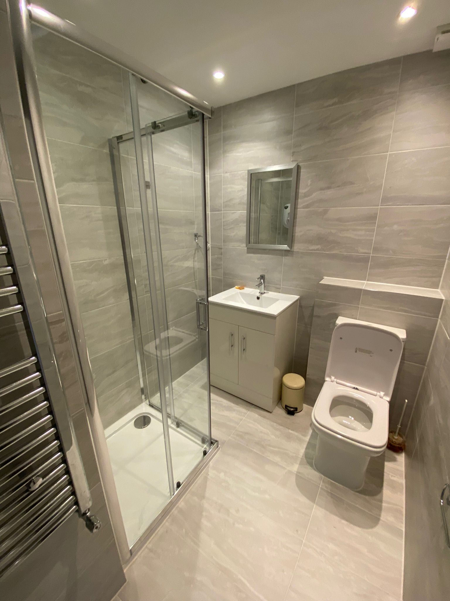 Luxury Bathroom Fitting & Renovation in Uxbridge